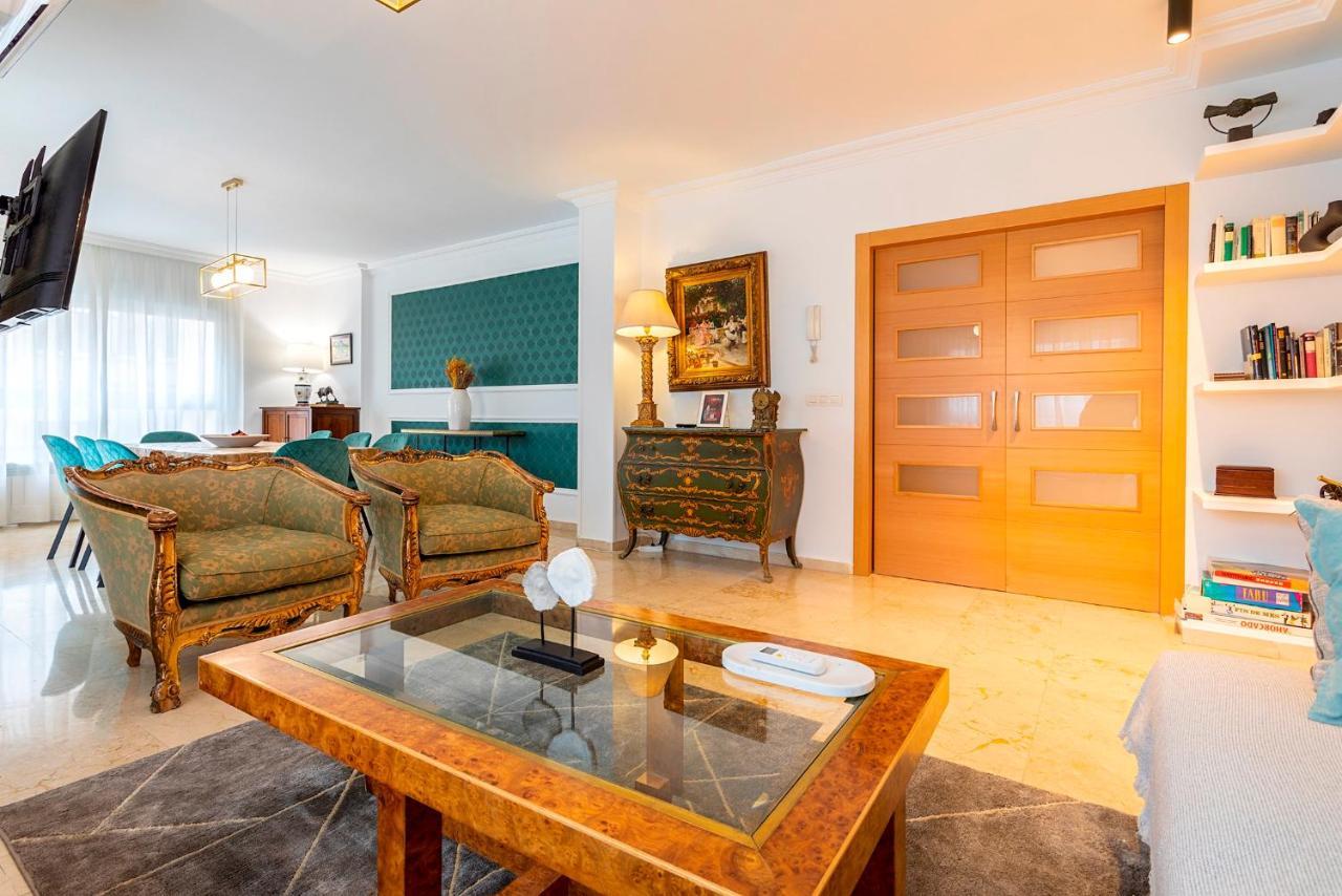 Genteel Home Martinez Campos Granada Esterno foto